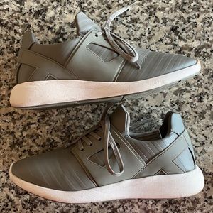 Aldo sneakers/casual shoes.